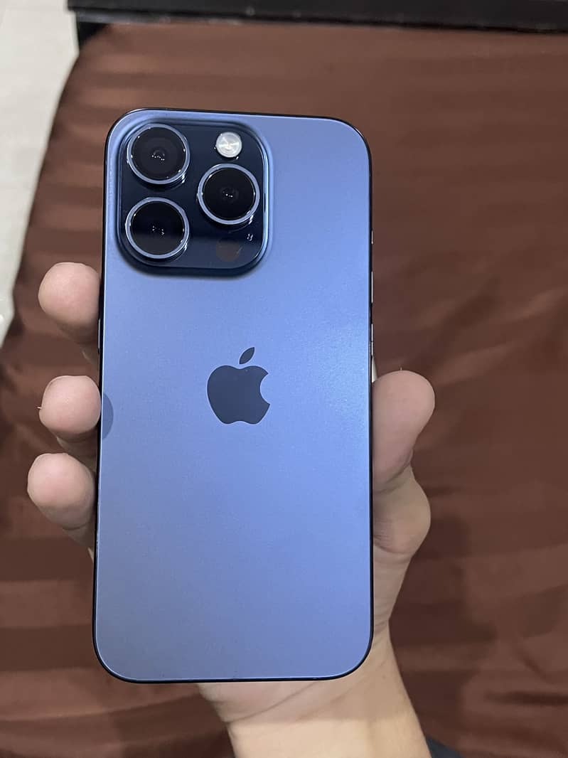 Apple iPhone 15 Pro 2