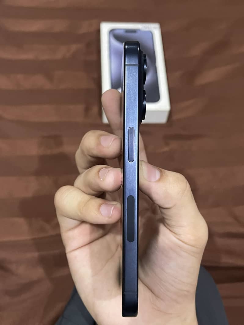 Apple iPhone 15 Pro 5