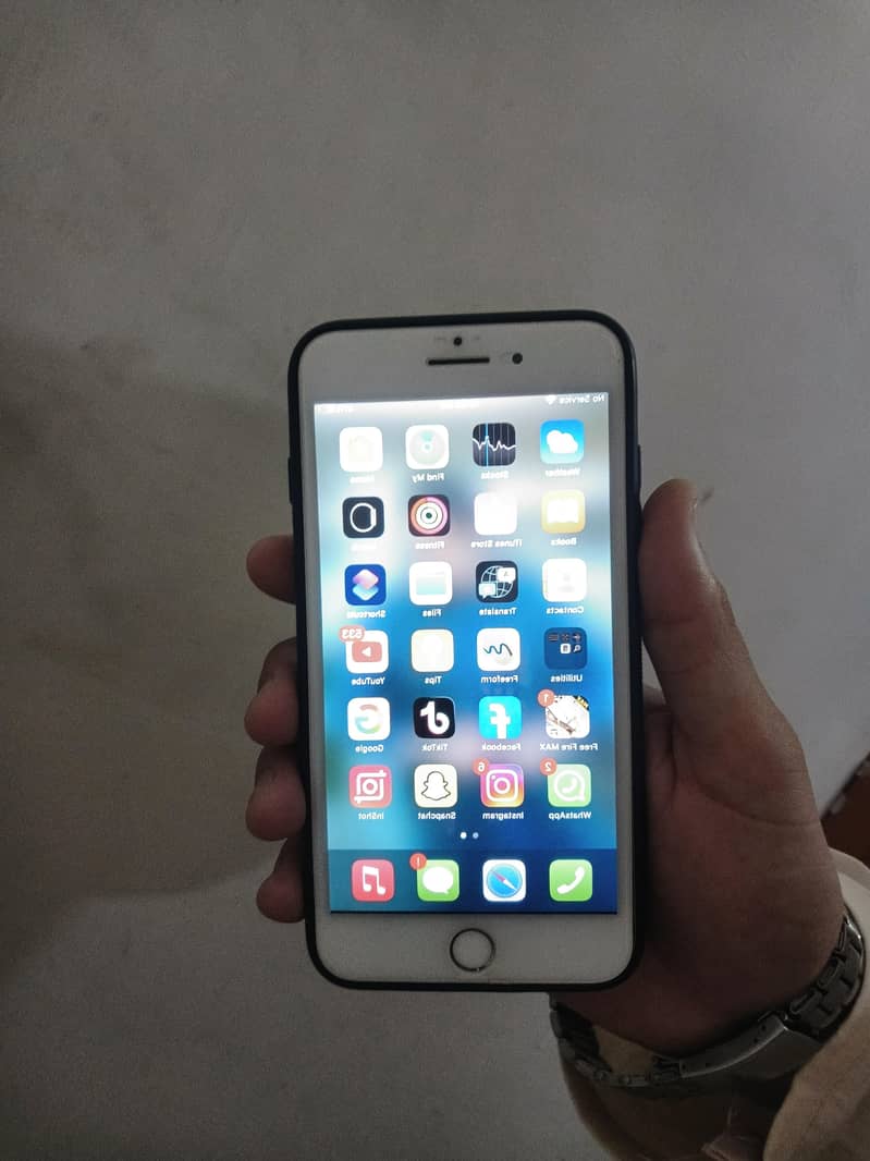 Apple iPhone 8 Plus 7