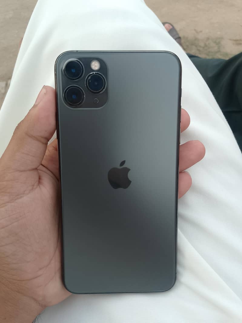 Apple iPhone 11 Pro Max 0