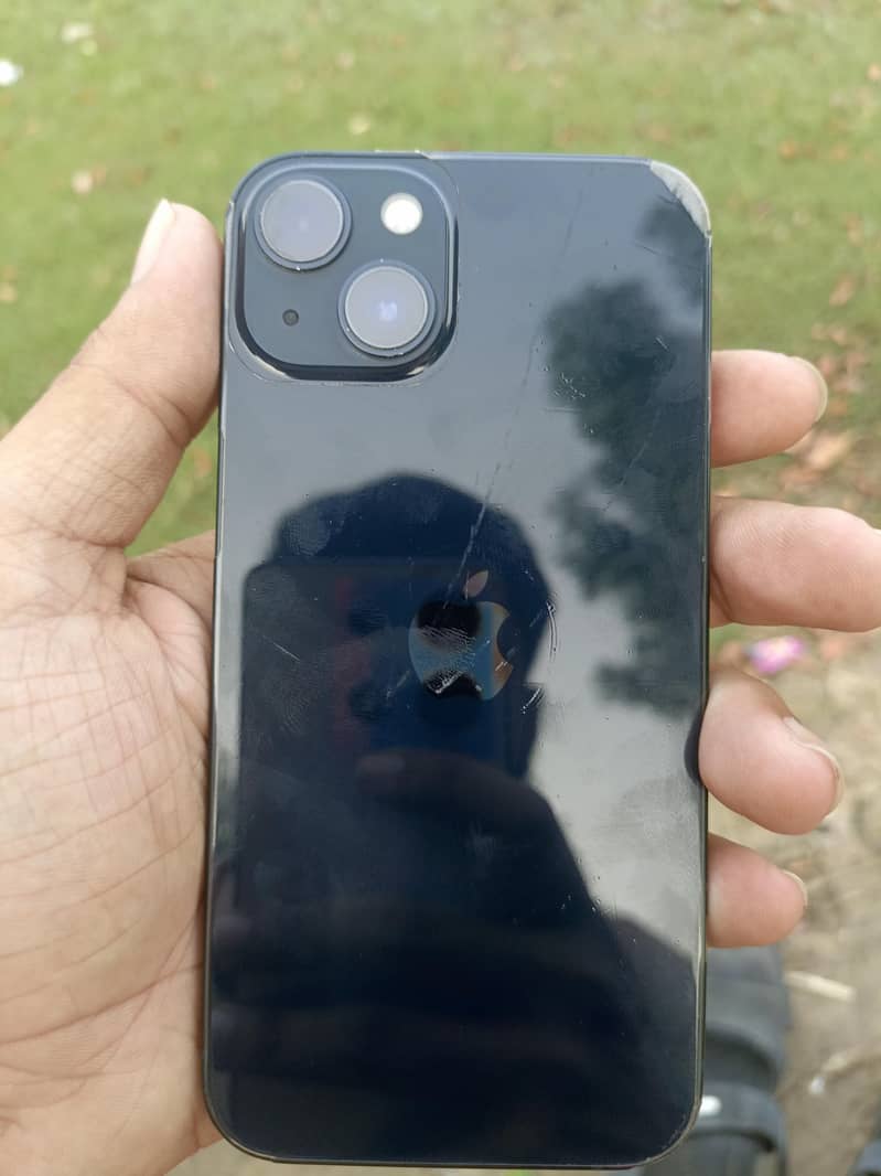 Apple iPhone 13 1