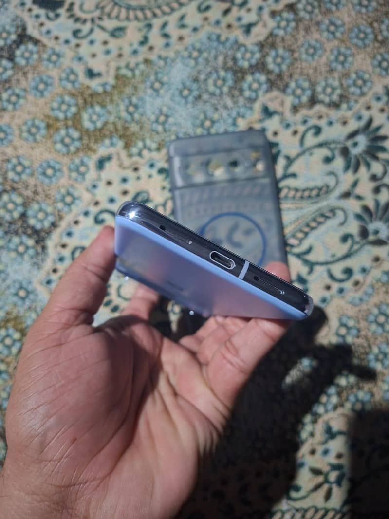 Google Pixel 8 Pro 3