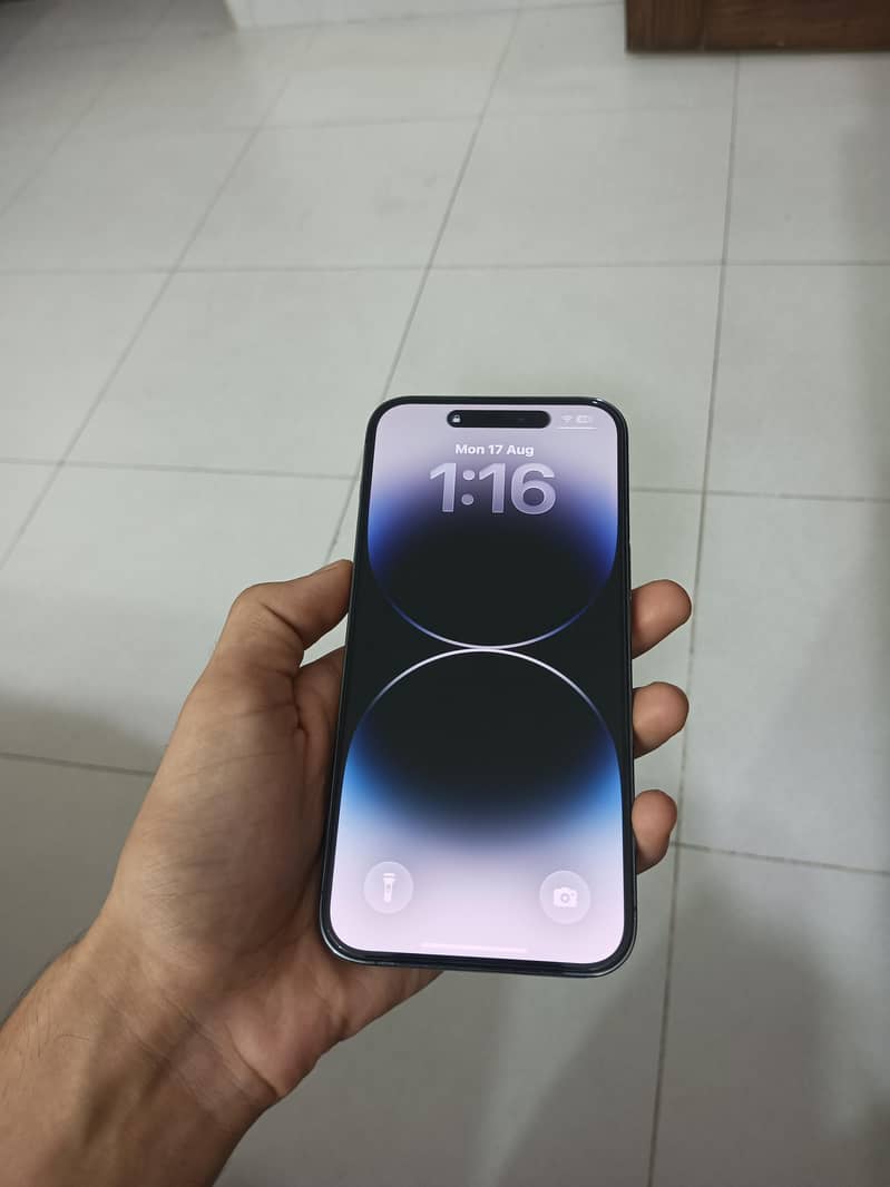 Apple iPhone 14 Pro Max 1