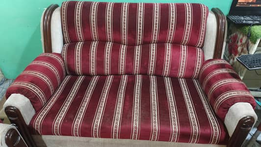 6 Seater Lahori Sofa for Sale Urgent