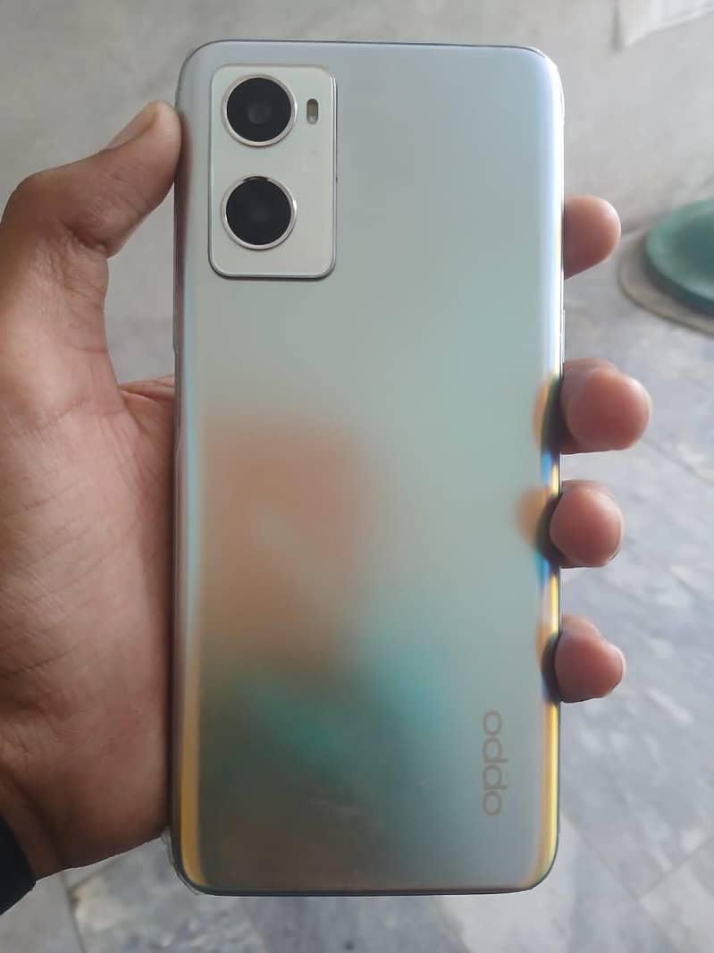 OPPO A96 0