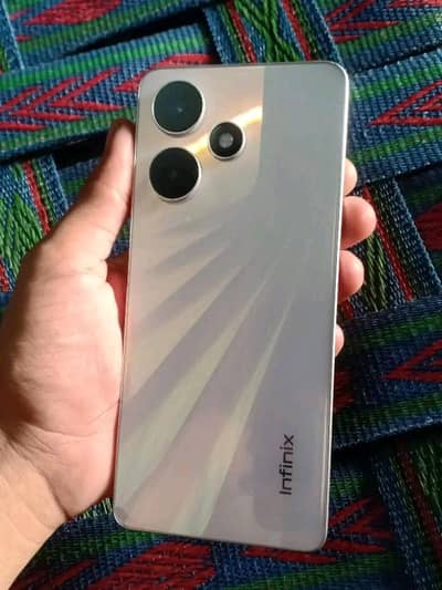 Infinix Hot 30