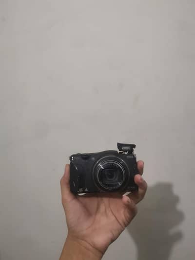 Fujifilm Finepix F750EXR