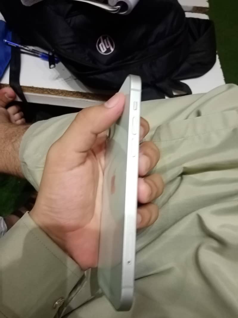Apple iPhone 12 5