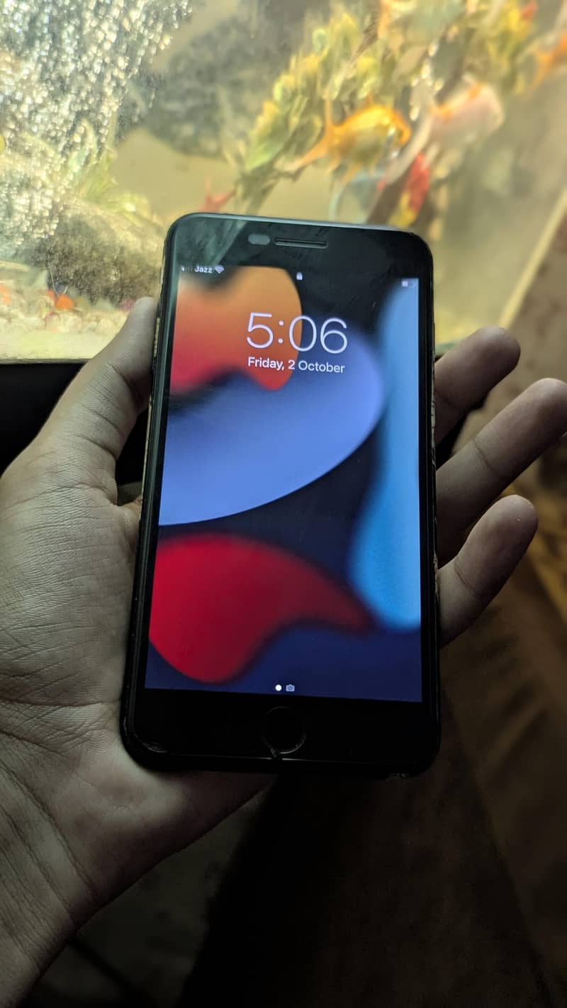 Apple iPhone 7 Plus 1