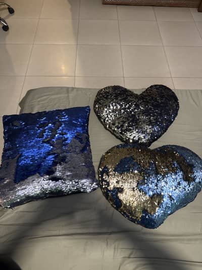3 Magic Color Changing Cushions