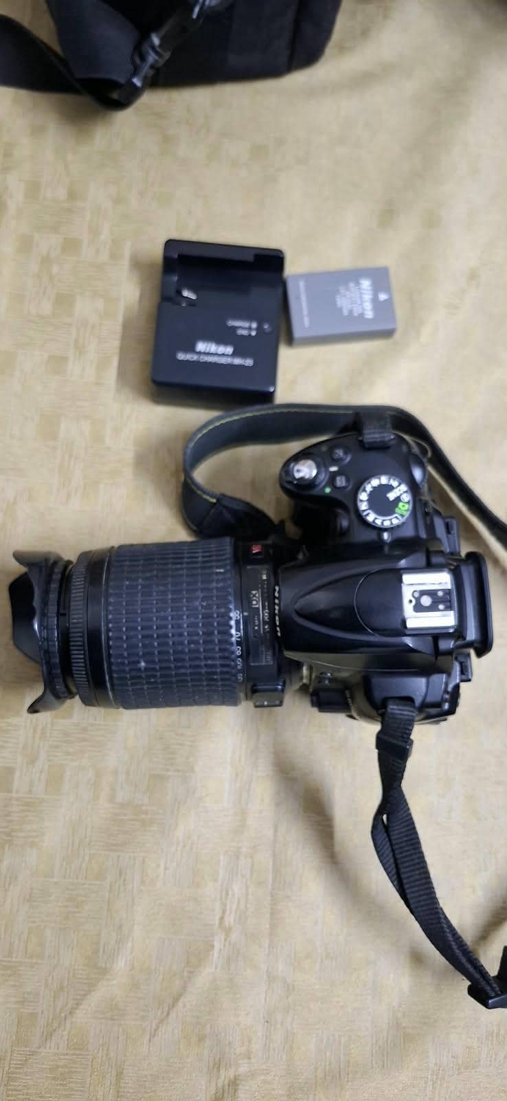 Nikon D5000 0