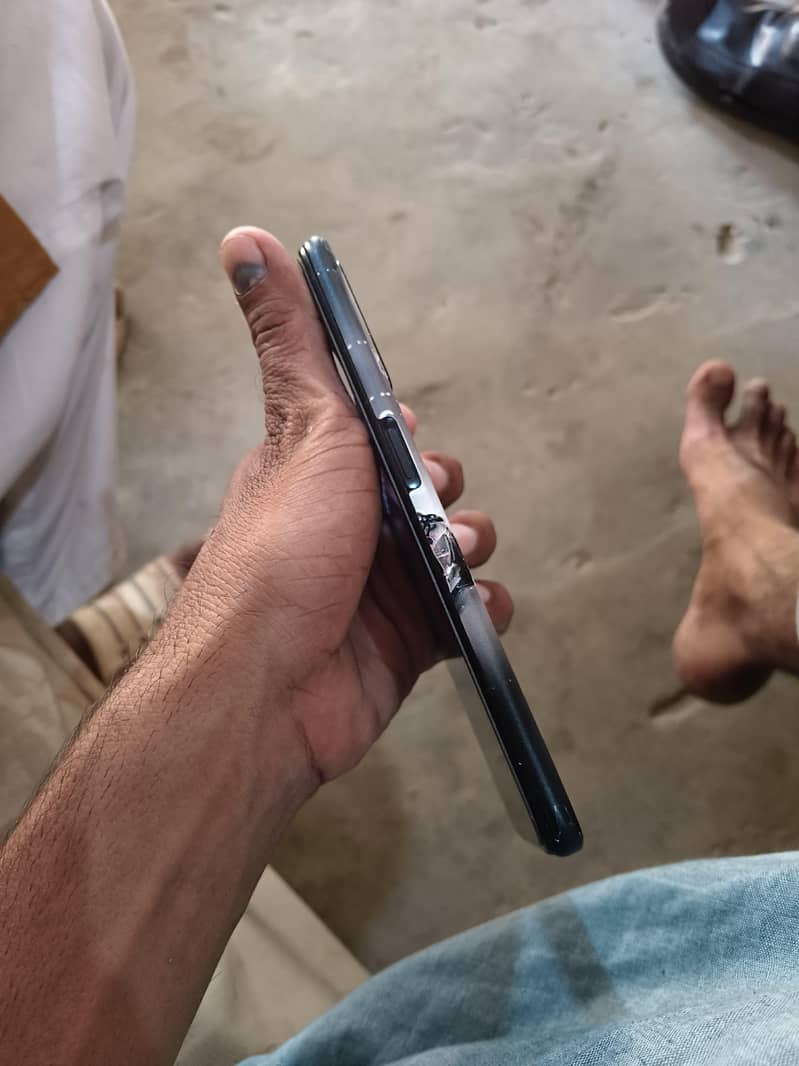 OPPO A76 0