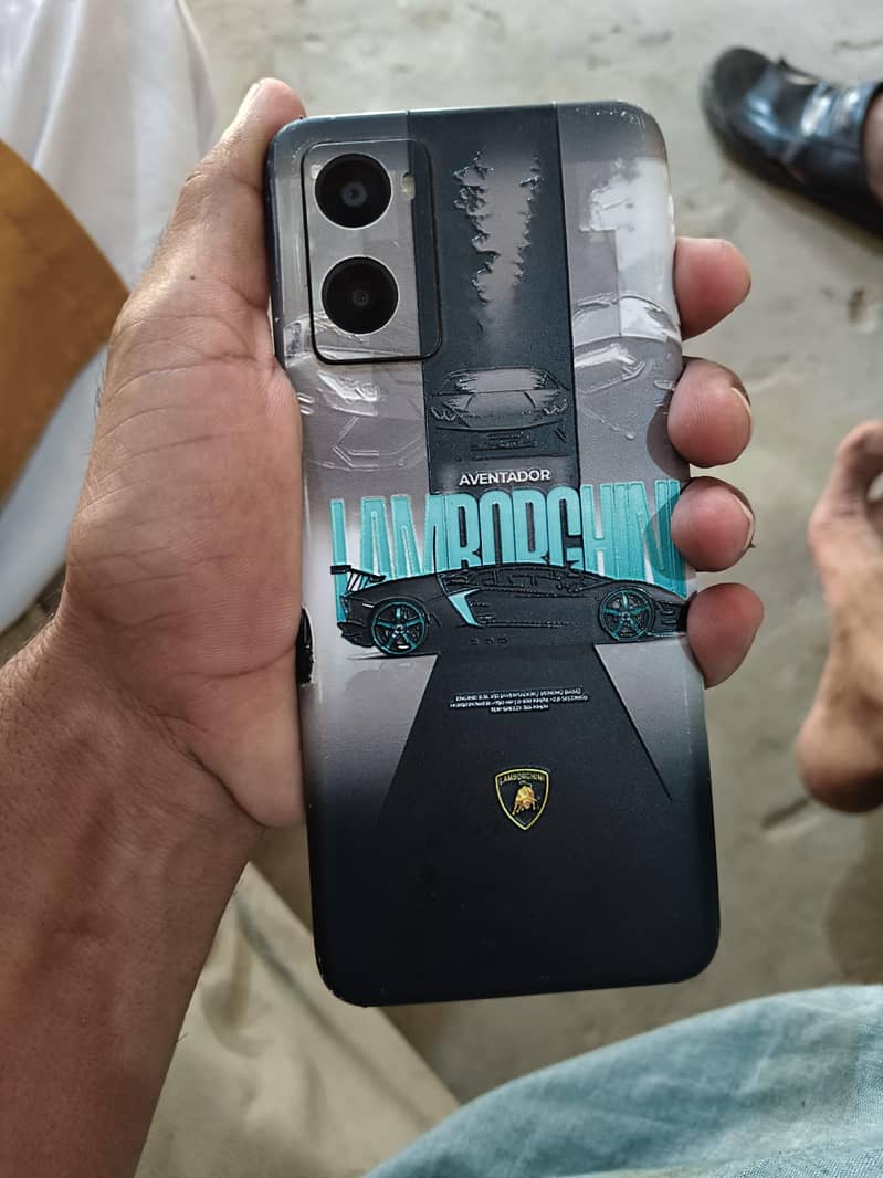 OPPO A76 1