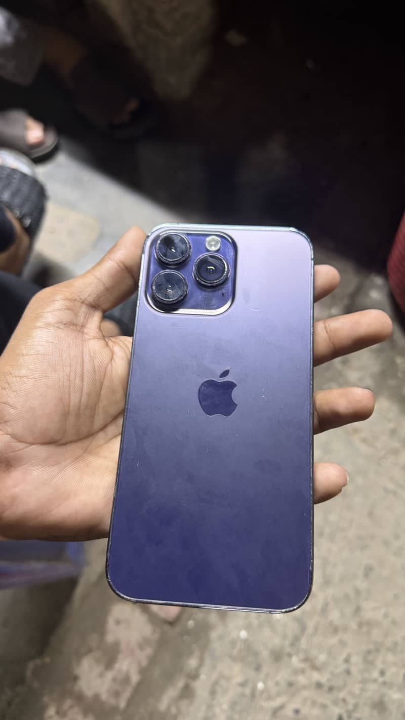 Apple iPhone 14 Pro Max 3