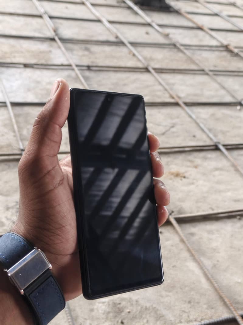 Google Pixel 6a 1