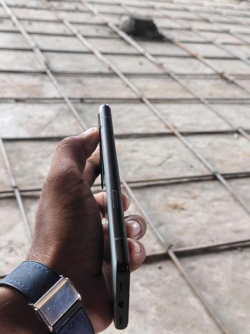 Google Pixel 6a 4