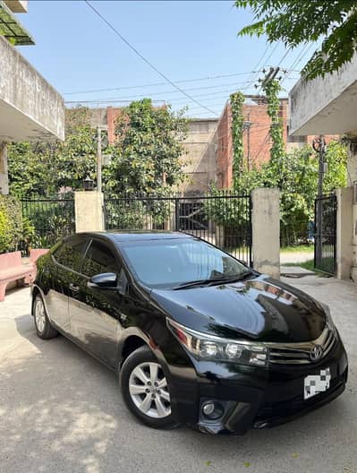 Toyota Corolla Altis 1.8 CRUISECONTROL 2015
