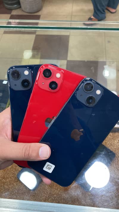 Apple iPhone 13