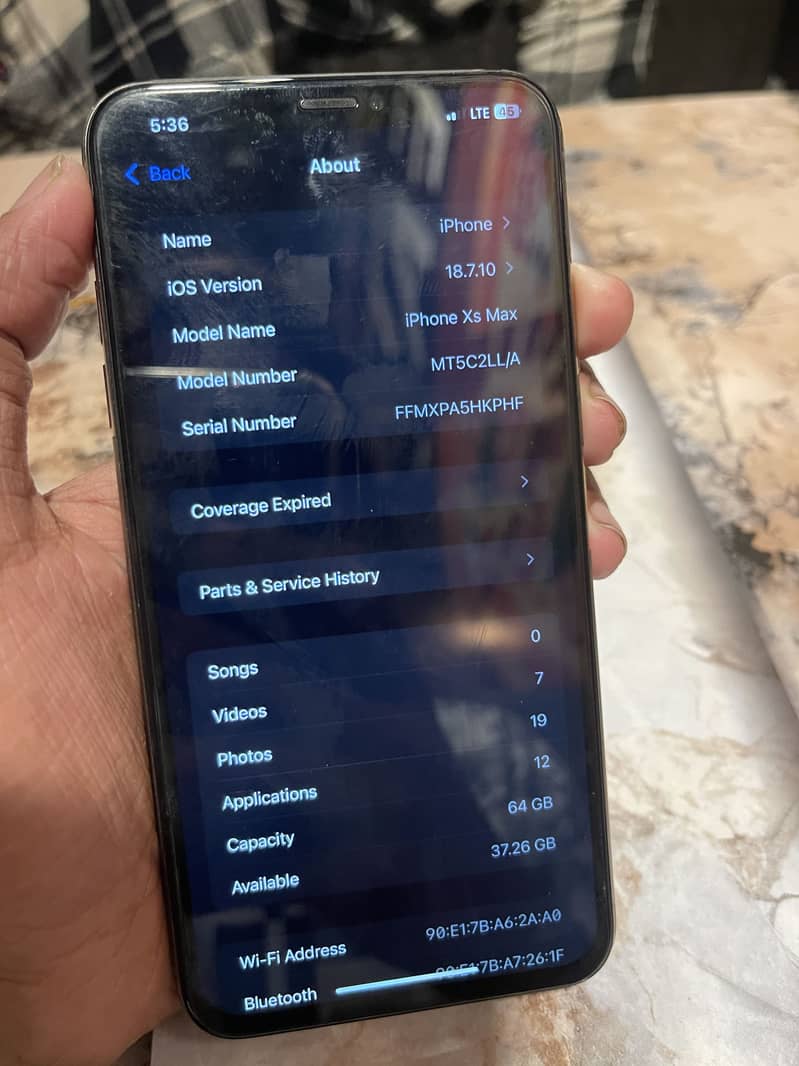 Apple iPhone XS Max 2