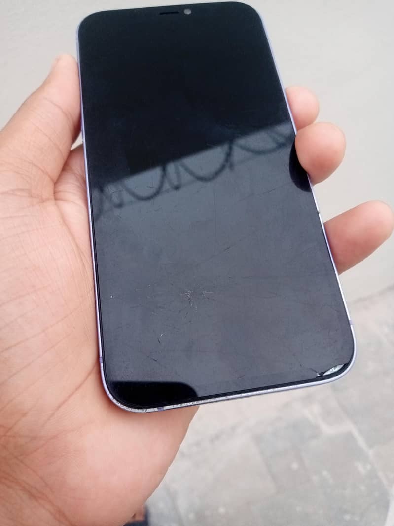 Apple iPhone 12 2