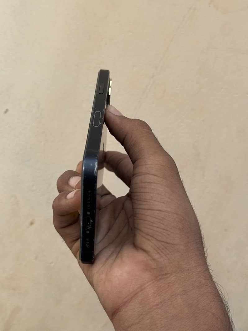 iPhone 12 Urgent sale 1