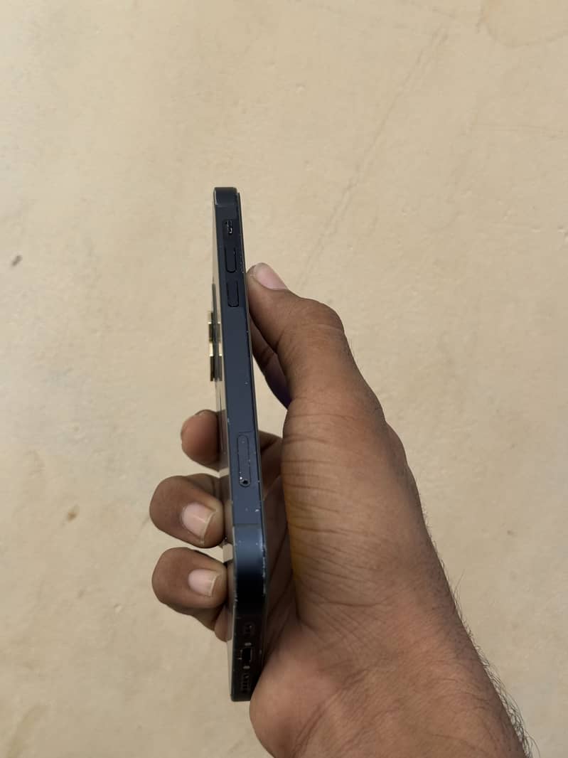 iPhone 12 Urgent sale 2