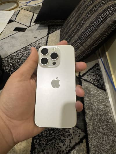Apple iPhone 15 Pro