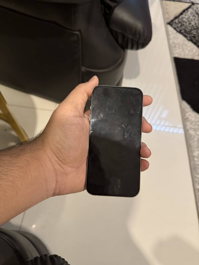 Apple iPhone 15 Pro 1