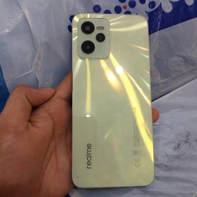 Realme C35