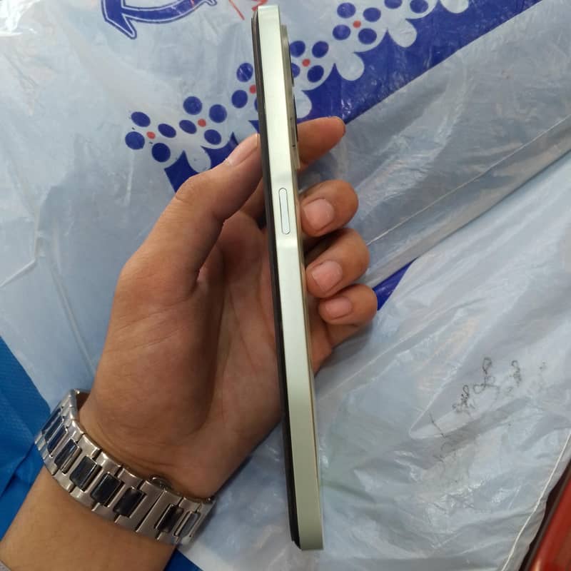 Realme C35 2