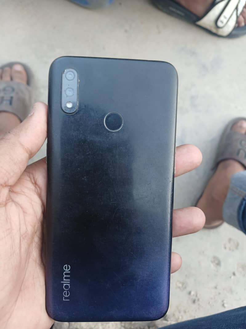 Realme 3 5