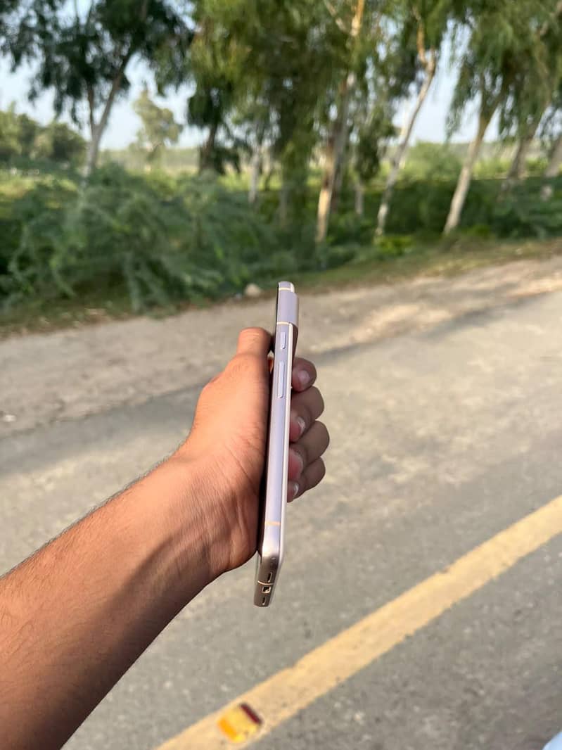 Google Pixel 8 1