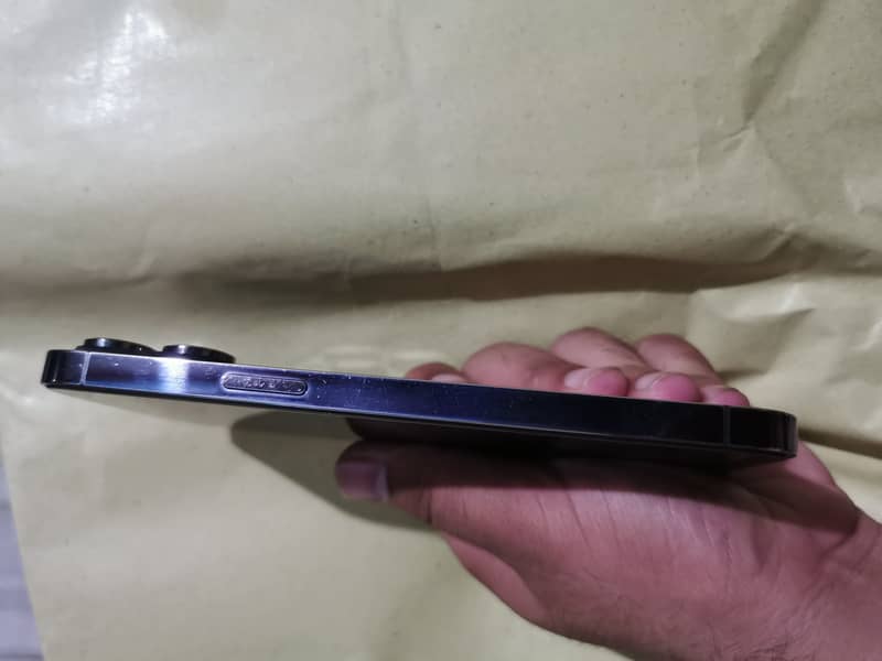 Apple iPhone 14 Pro Max 2