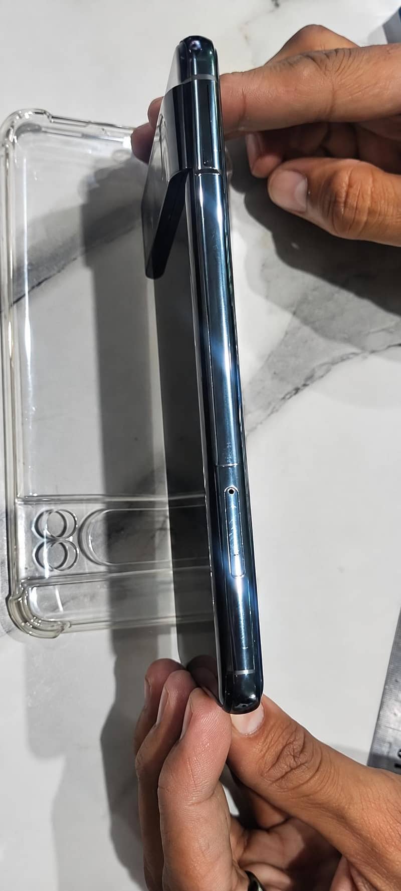 Google Pixel 8 Pro 3
