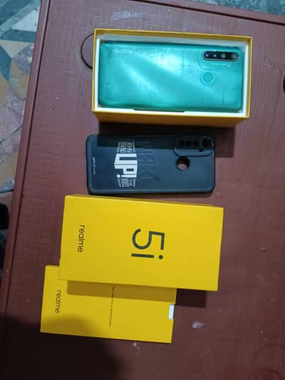 Realme 5i 4gb 64gb totally jenuine