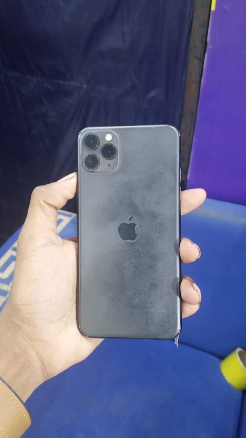 Apple iPhone 11 Pro Max 5
