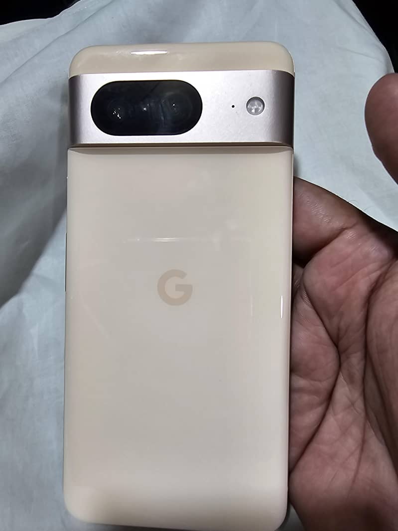 Google Pixel 8 2