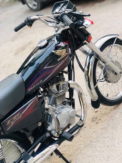 Honda CG-125 (Model 2017)