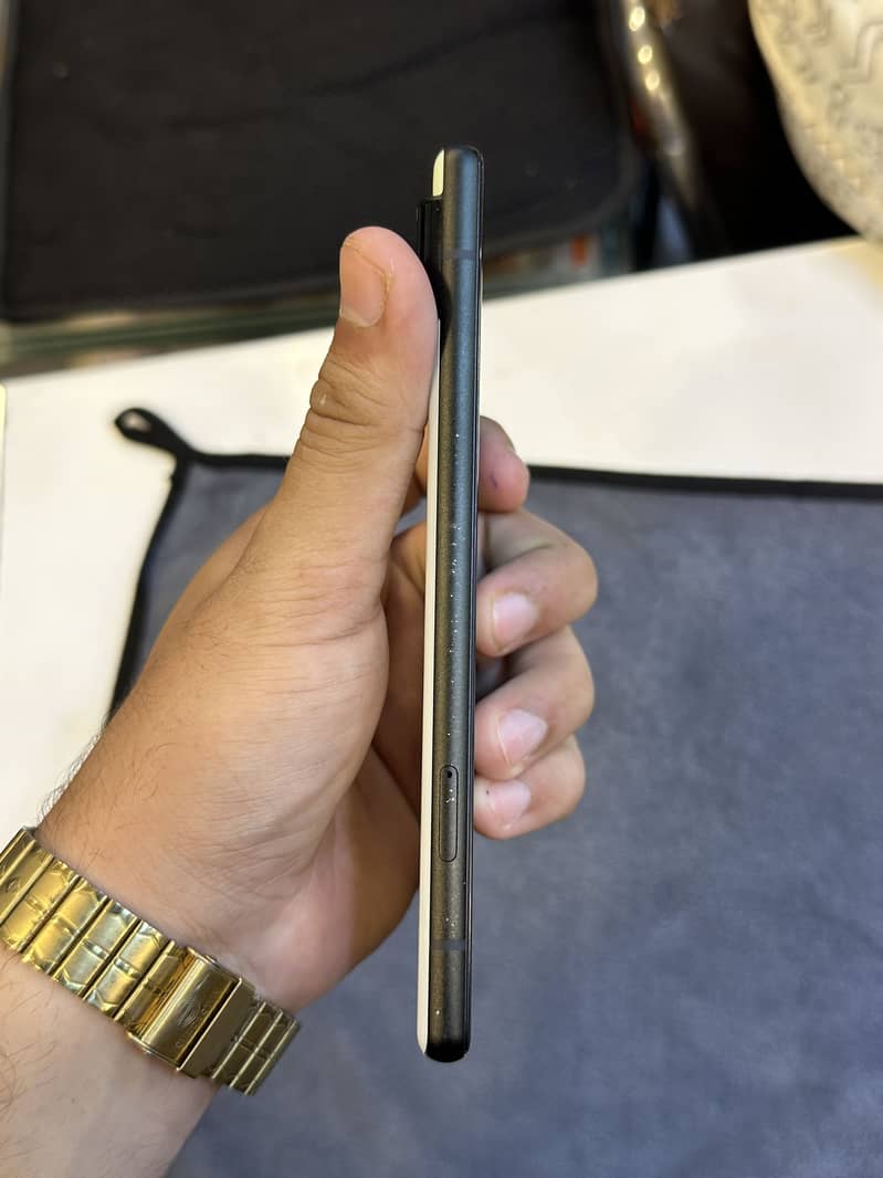 Google Pixel 6 5