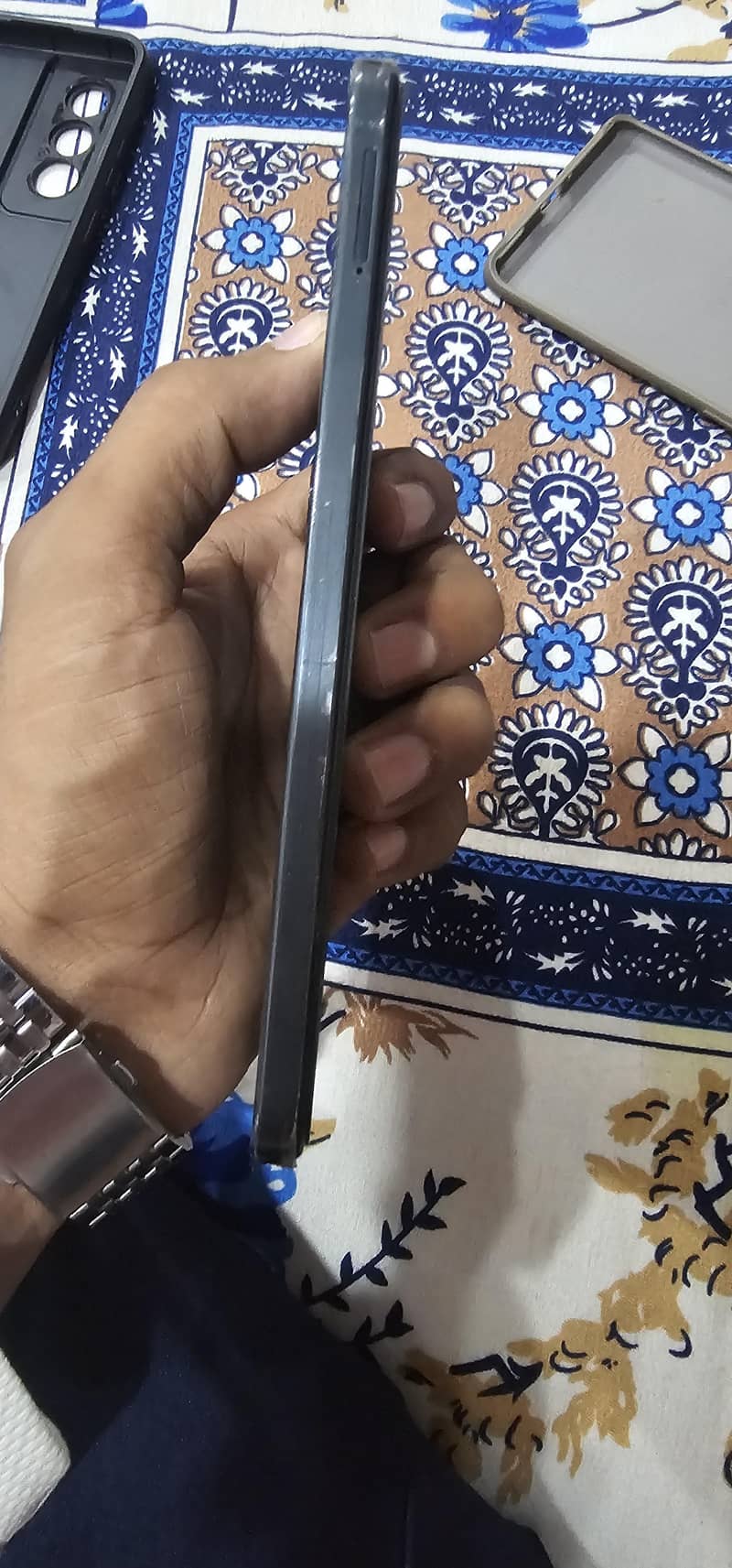 Itel S25 4