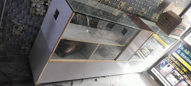 Counter and Rack for sale 4 by 8 ka rack hy