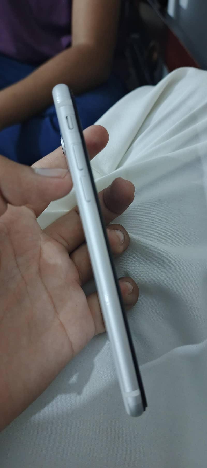 Apple iPhone SE 2nd generation 5