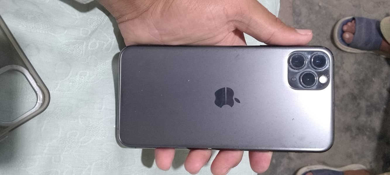 Apple iPhone 11 Pro Max 0