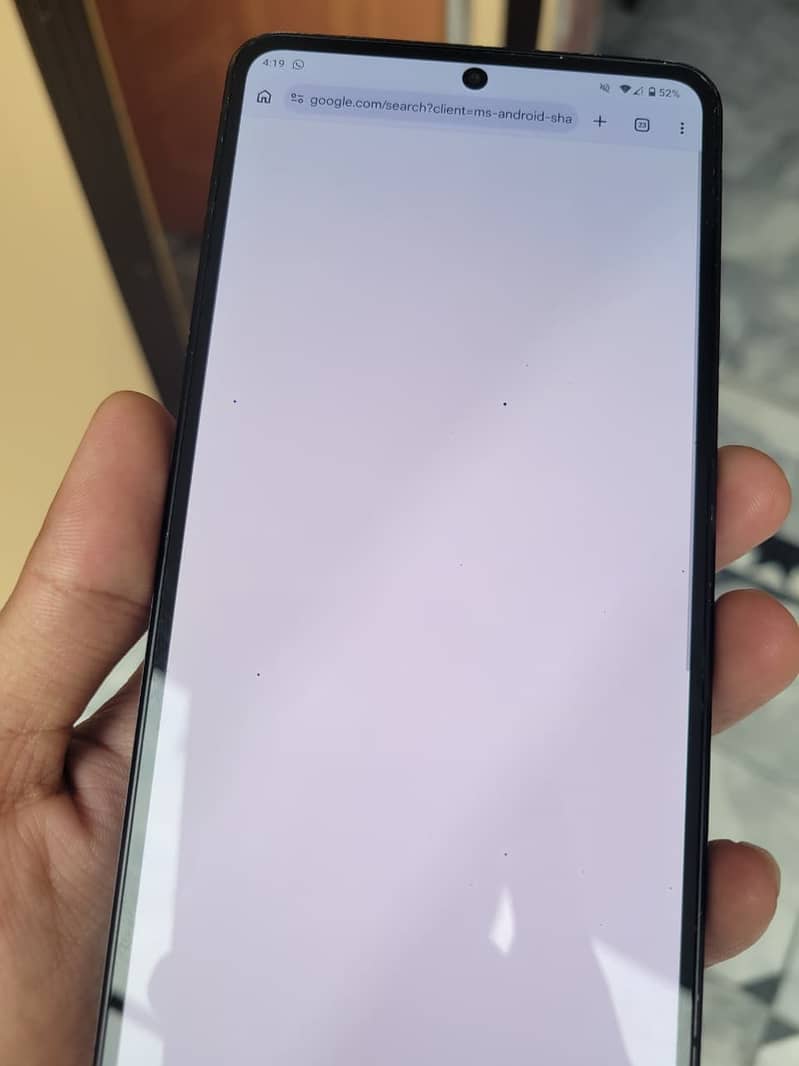 Sharp Aquos R8s pro 4
