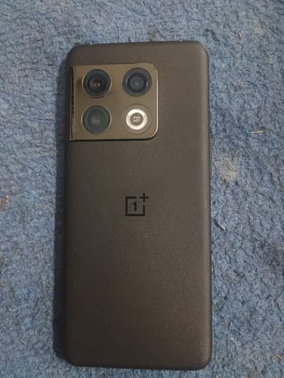 One Plus 10 Pro