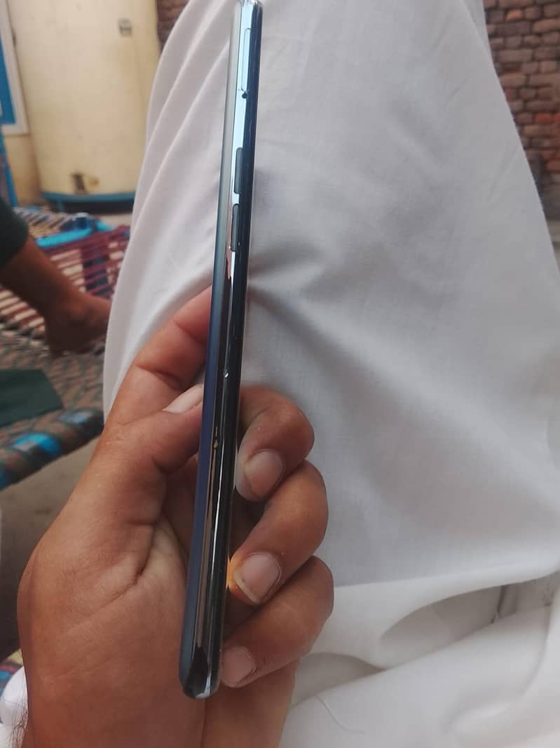 OPPO Reno4 5