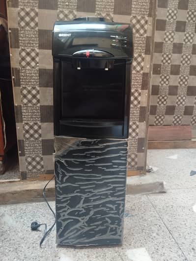 Orient water dispenser