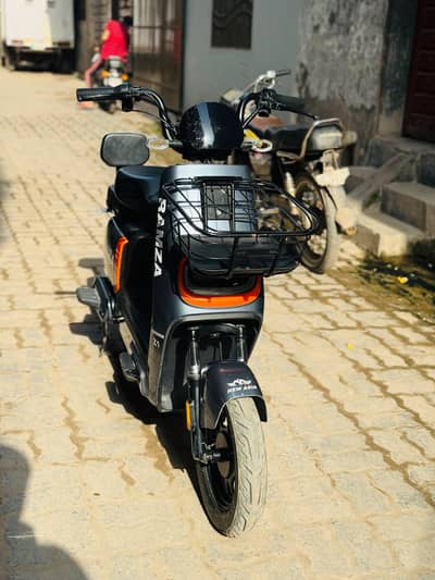 Ramza Z1 electric scouty