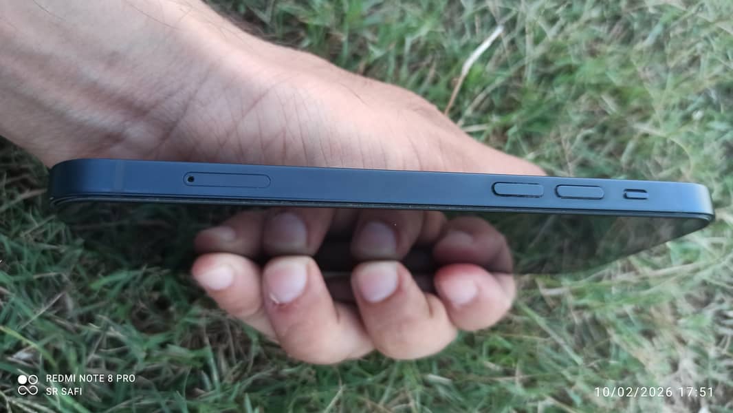 Apple iPhone 12 1