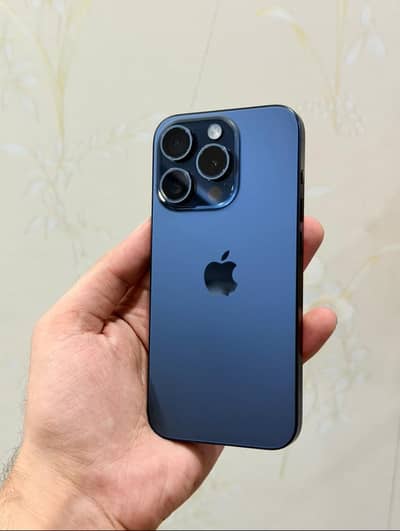 iPhone 15 Pro 128gb waterpack